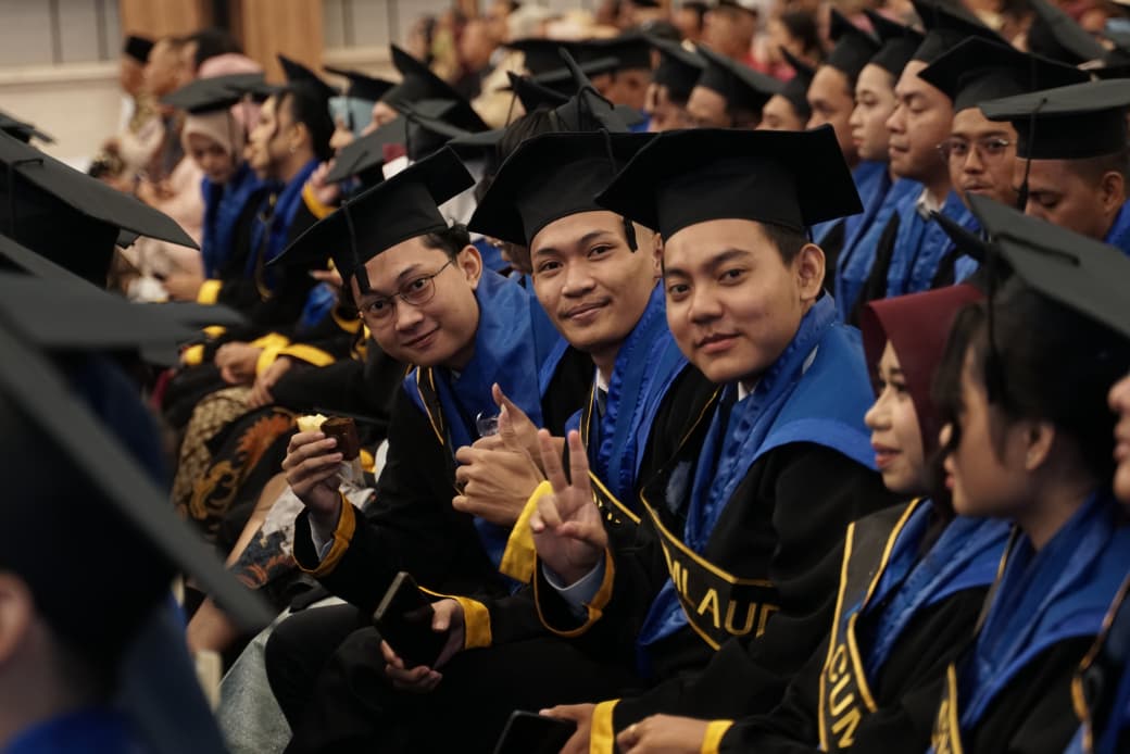Foto Wisuda